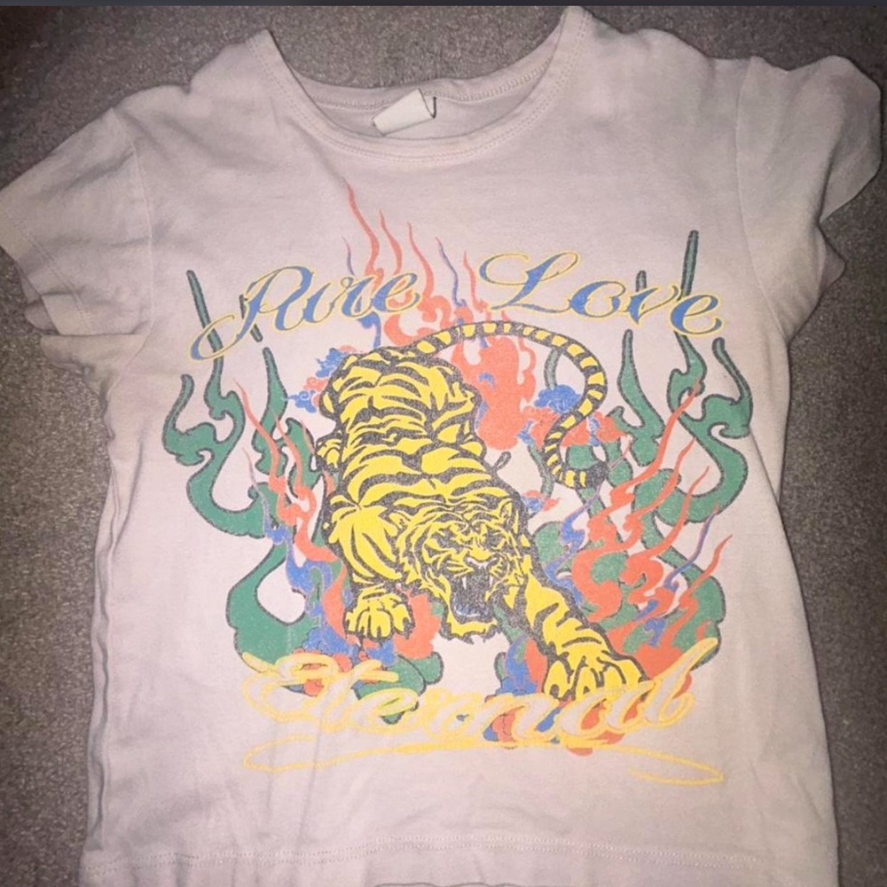 Urban Outfitters Kids Tee with Tiger and Flames - Cream